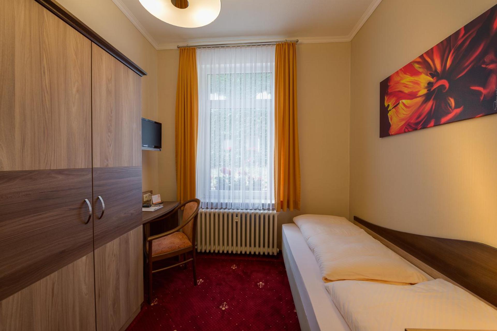 Wilhelmsburg Hotel 3*
